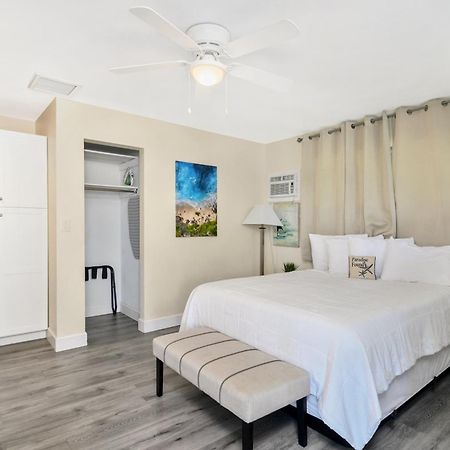 Latitude 26 Waterfront Boutique Resort - Fort Myers Beach Εξωτερικό φωτογραφία
