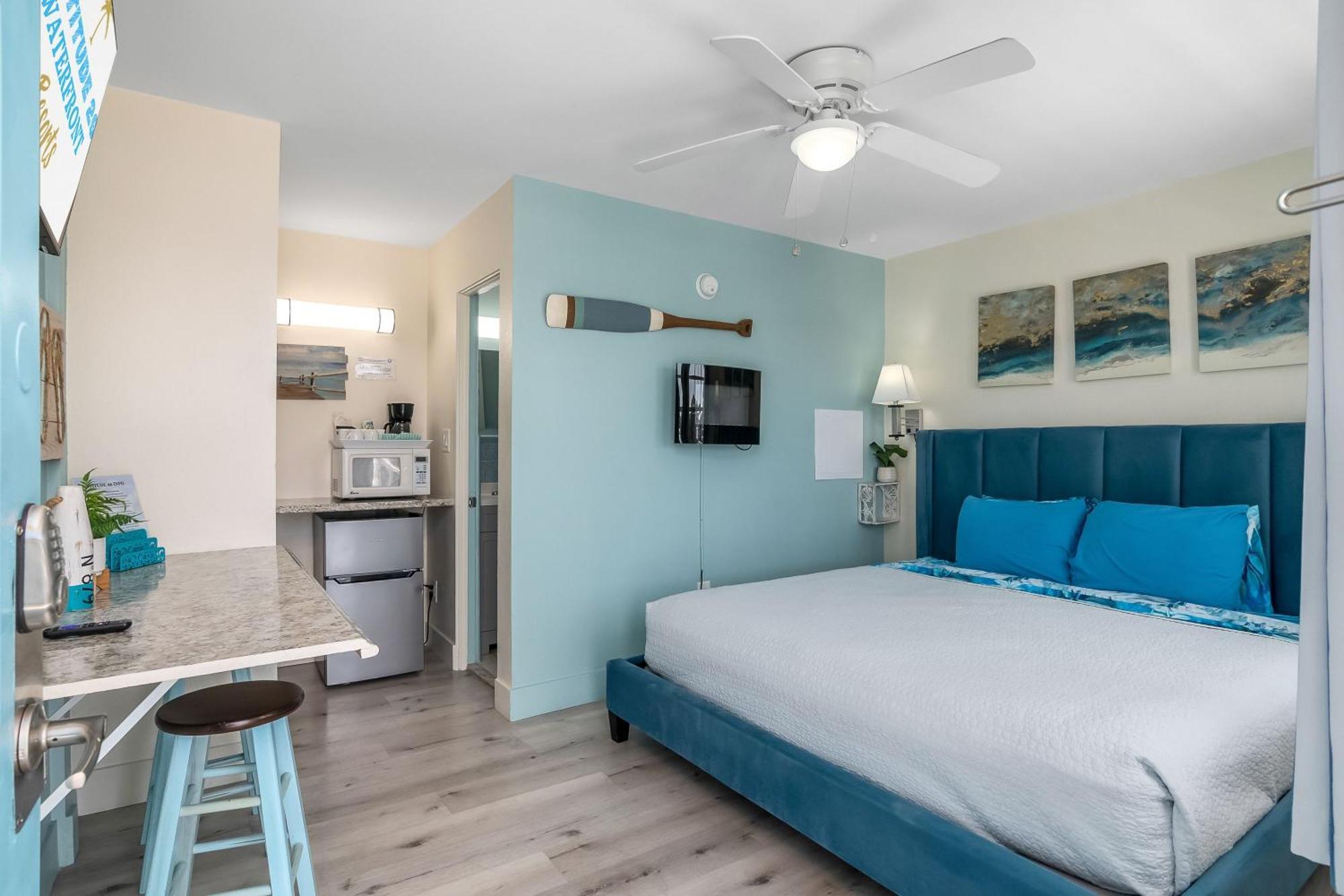 Latitude 26 Waterfront Boutique Resort - Fort Myers Beach Εξωτερικό φωτογραφία